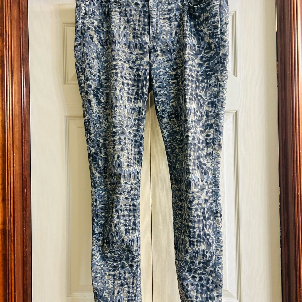 CAbi Modern Camo Skinny Leg Jeggings